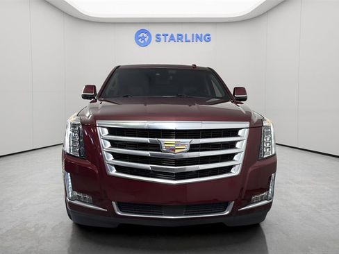 Used 2017 Cadillac Escalade Premium Luxury image 15