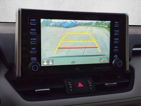 Certified 2021 Toyota RAV4 XLE Premium FWD image 18
