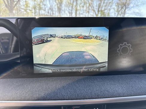 Certified 2025 Nissan Kicks SV image 14