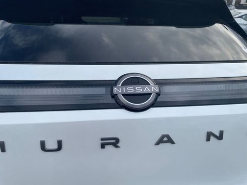 Certified 2025 Nissan Murano SV image 12