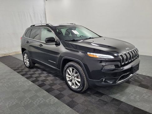 Used 2018 Jeep Cherokee Limited image 11