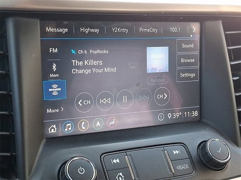 Used 2020 GMC Acadia Denali image 17