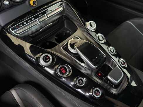Used 2018 Mercedes-Benz AMG GT R image 27