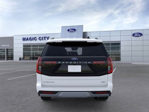 New 2026 Ford Expedition Max Platinum w/ Driver's Package image 5