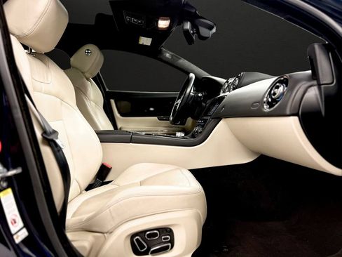 Used 2015 Jaguar XJ AWD/4WD image 14