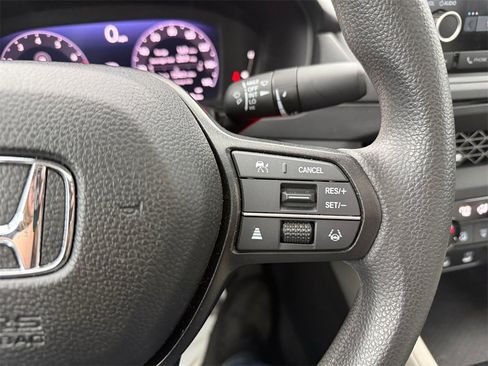 Used 2025 Honda Accord SE image 35