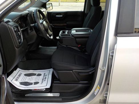 Used 2020 Chevrolet Silverado 1500 LT image 12