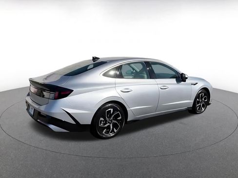 Used 2025 Kia Soul LX w/ LX Technology Package image 12