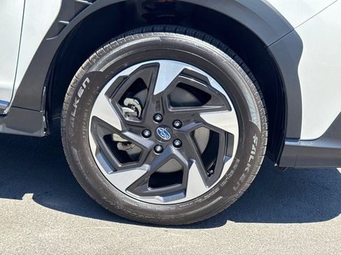 Certified 2025 Subaru Crosstrek 2.5i Limited w/ Crosstrek Mirror Package AWD/4WD image 4