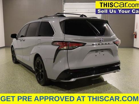 Used 2023 Toyota Sienna XSE FWD image 6