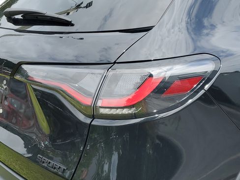 Used 2024 Honda HR-V Sport image 8