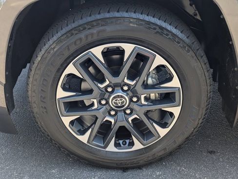 Used 2023 Toyota Sequoia Capstone image 11