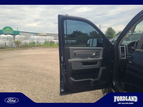 Used 2016 RAM 1500 Big Horn AWD/4WD image 13