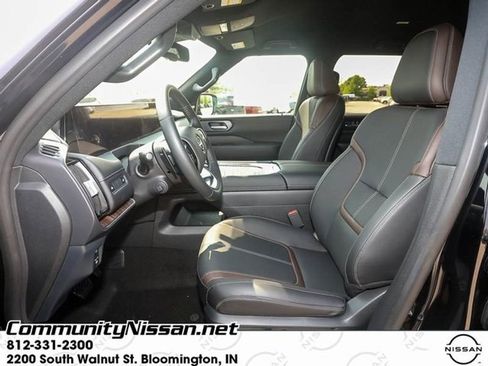 New 2025 Nissan Armada SL w/ Captain's Chari Seat Package image 9