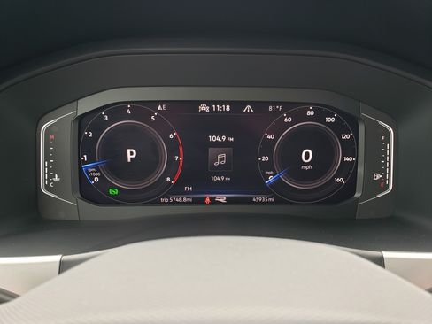 Used 2023 Volkswagen Atlas Cross Sport SEL AWD/4WD image 19