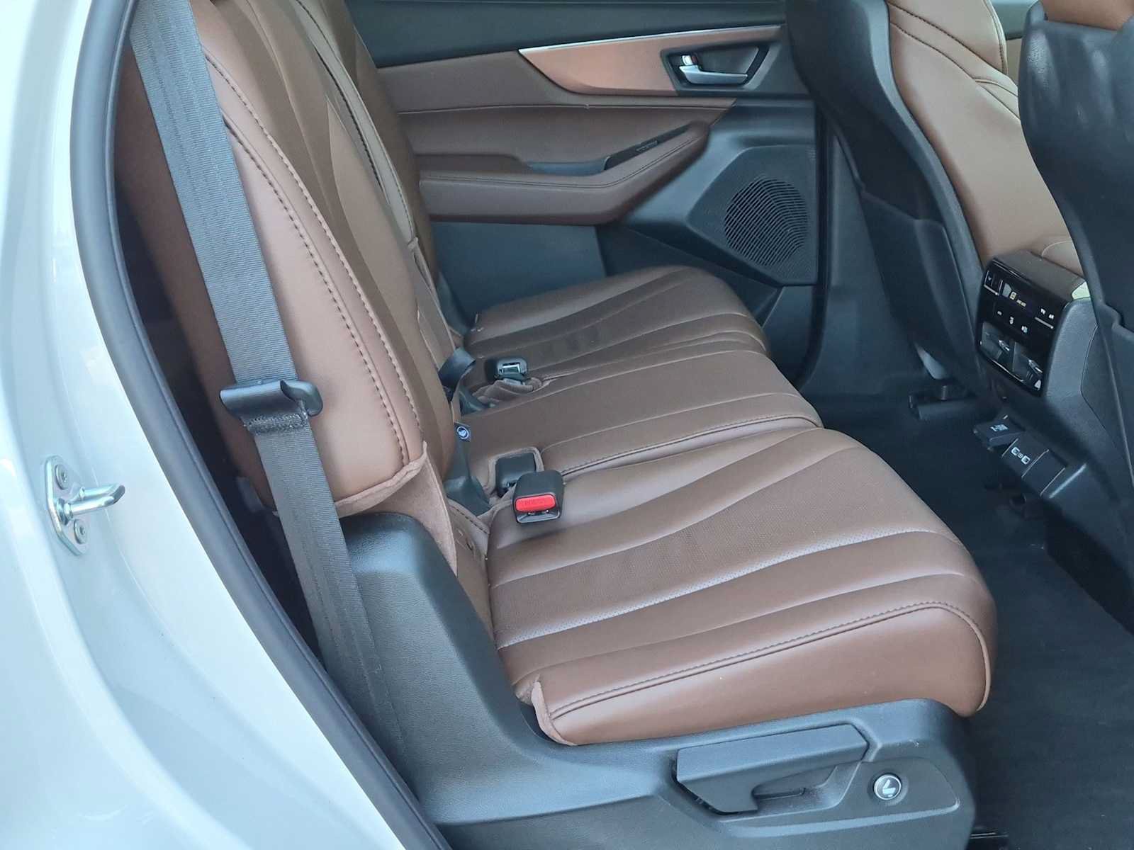 Used 2024 Acura MDX w/ Technology Package AWD/4WD image 22