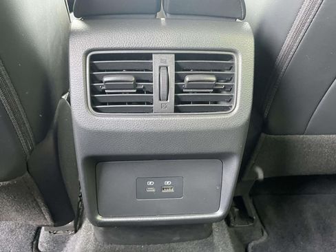 Used 2023 Nissan Rogue SV w/ SV Premium B Package FWD image 12