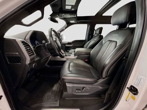 Used 2019 Ford F150 Platinum w/ Equipment Group 701A Luxury AWD/4WD image 19