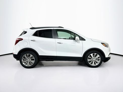 Used 2018 Buick Encore FWD image 10