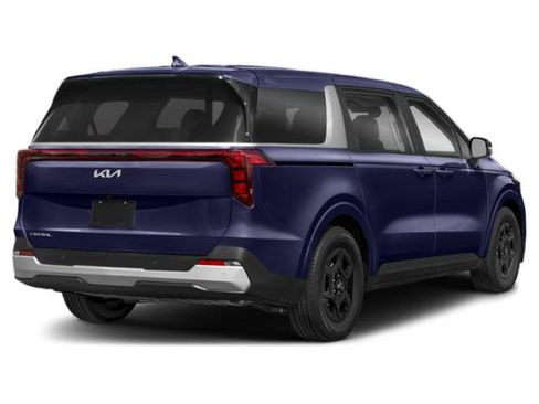 Used 2025 Kia Carnival FWD image 2