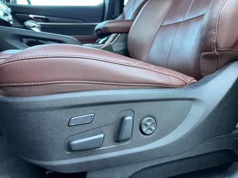 Used 2024 Kia Telluride SX AWD/4WD image 13
