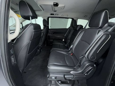 Used 2025 Honda Odyssey Touring image 14