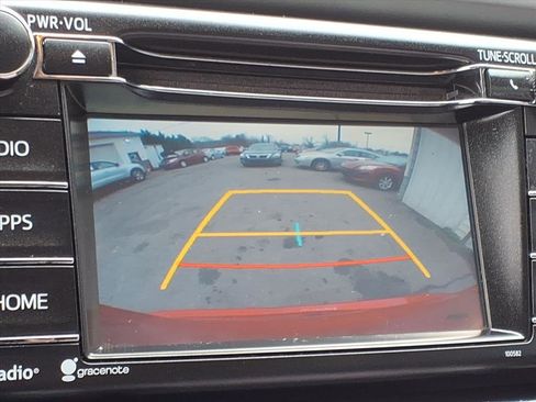 Used 2016 Toyota RAV4 XLE image 8