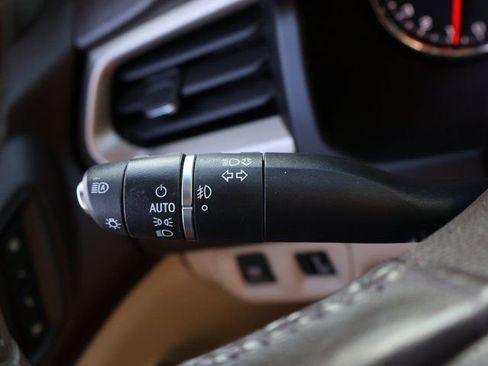 Certified 2019 GMC Acadia Denali w/ Technology Package FWD image 36