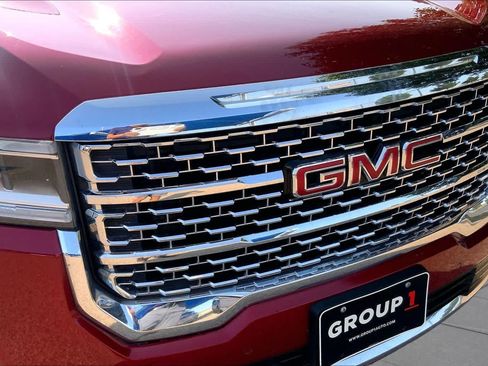 Used 2023 GMC Acadia Denali FWD image 30