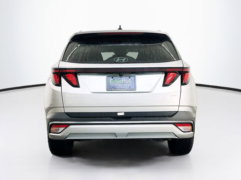 Used 2025 Hyundai Tucson SEL AWD/4WD image 7