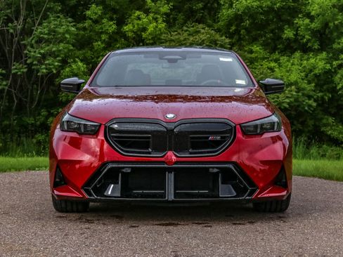 New 2025 BMW M5 Base w/ Carbon Package image 5