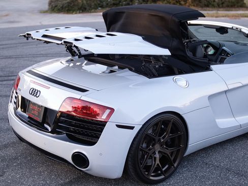 Used 2012 Audi R8 V8 image 26