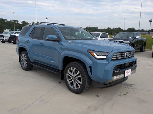 New 2026 Toyota 4Runner Limited AWD/4WD image 7