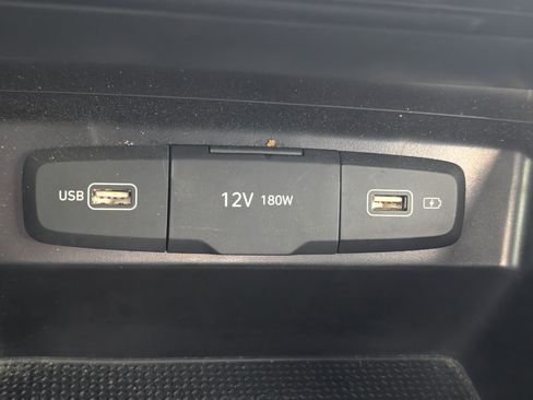 Used 2023 Hyundai Santa Cruz SEL AWD/4WD image 11
