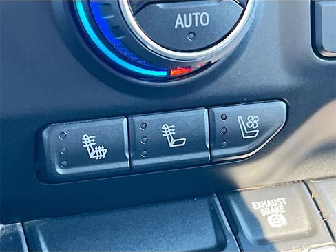 Used 2023 Chevrolet Silverado 3500 LTZ w/ LTZ Convenience Package image 19