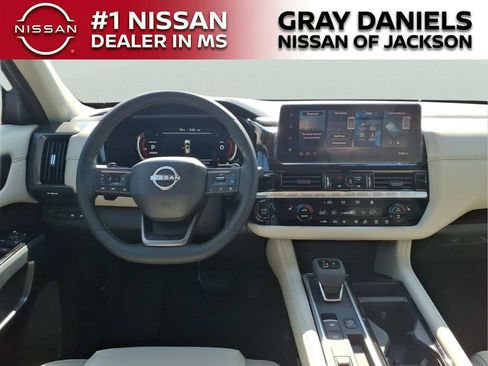 New 2026 Nissan Pathfinder SL w/ Cargo Package FWD image 10