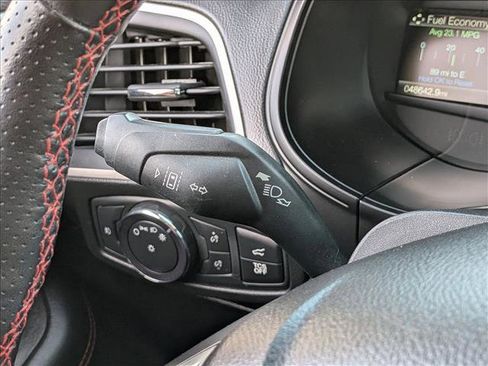 Used 2022 Ford Edge ST-Line AWD/4WD image 14