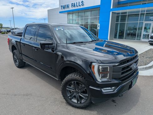Used 2021 Ford F150 Lariat w/ Equipment Group 502A High AWD/4WD image 4