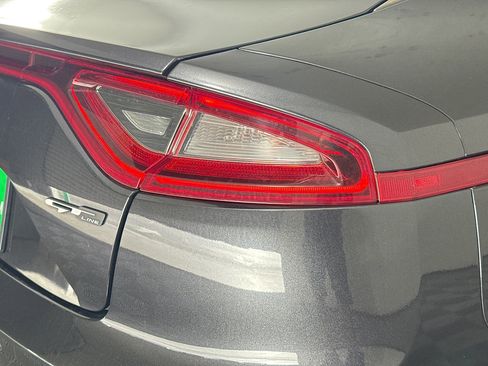 Used 2020 Kia Stinger GT-Line image 34