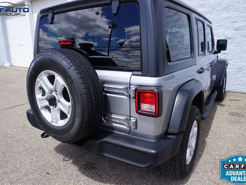 Used 2021 Jeep Wrangler Unlimited Sport AWD/4WD image 11