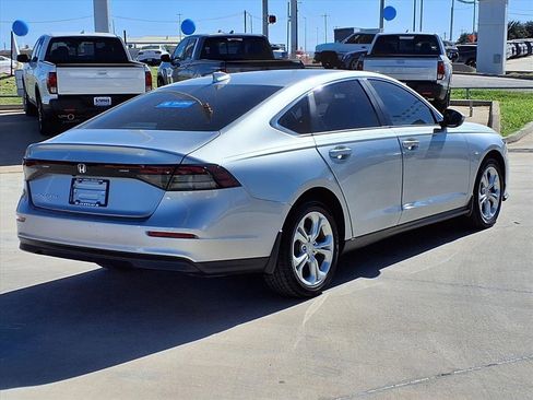 Certified 2024 Honda Accord LX image 7