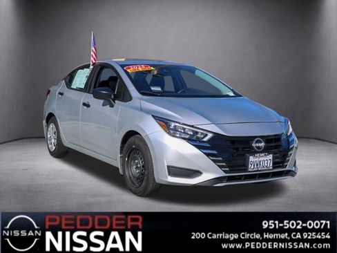 Used 2025 Nissan Versa S w/ Trunk Package image 1