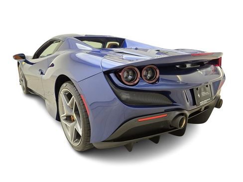 Used 2022 Ferrari F8 Tributo image 11