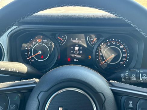 New 2026 Jeep Wrangler Sport AWD/4WD image 30