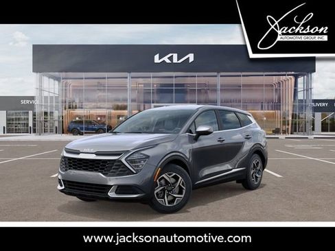 Used 2025 Kia Sportage LX FWD image 1