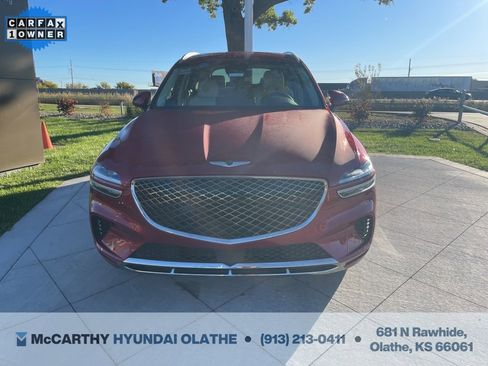 Used 2025 Genesis GV70 2.5T image 13