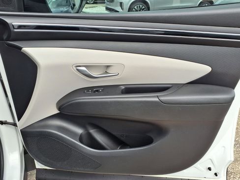 Used 2022 Hyundai Tucson SEL FWD image 12