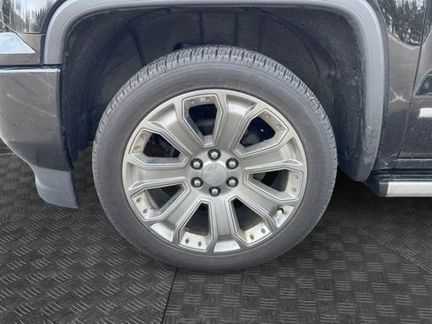 Used 2017 GMC Sierra 1500 Denali w/ Denali Ultimate Package image 14