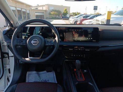 New 2026 Nissan Kicks SR image 25