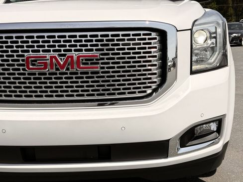 Used 2016 GMC Yukon Denali w/ Open Road Package AWD/4WD image 7